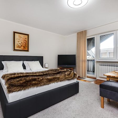 Apartament Z Widokiem Na Morze غدينيا المظهر الخارجي الصورة