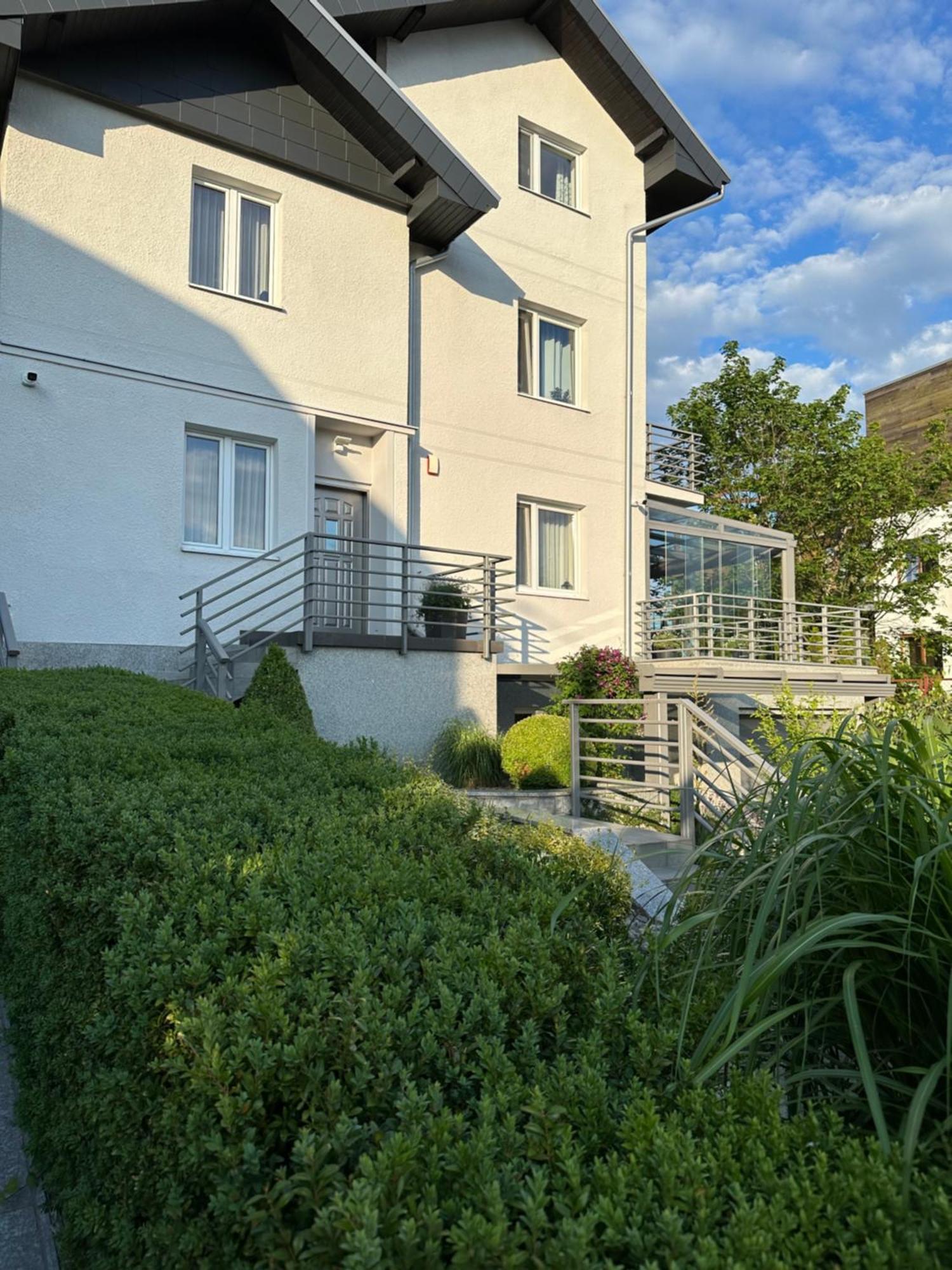 Apartament Z Widokiem Na Morze غدينيا المظهر الخارجي الصورة